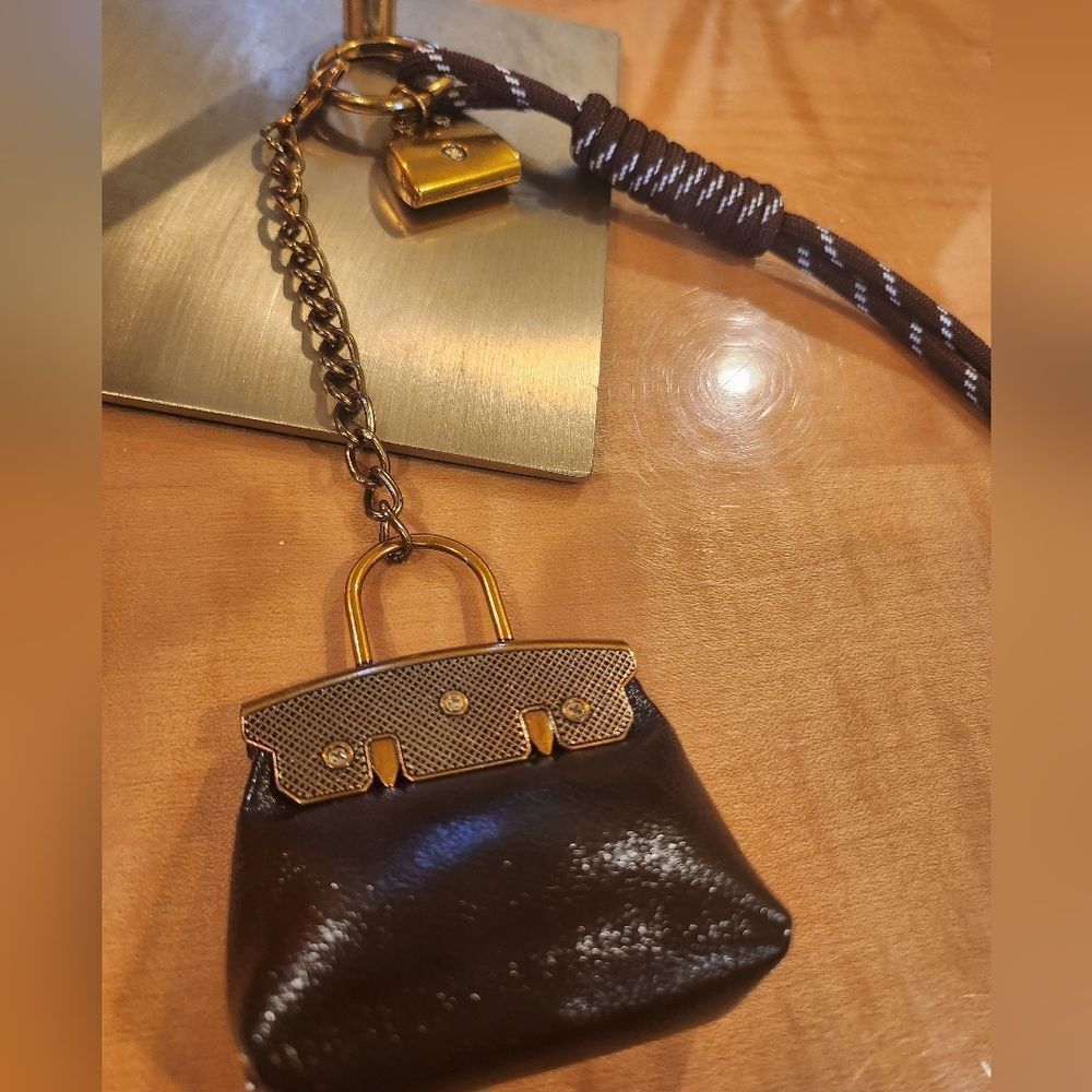 Elegant Black and Gold Women's Bag